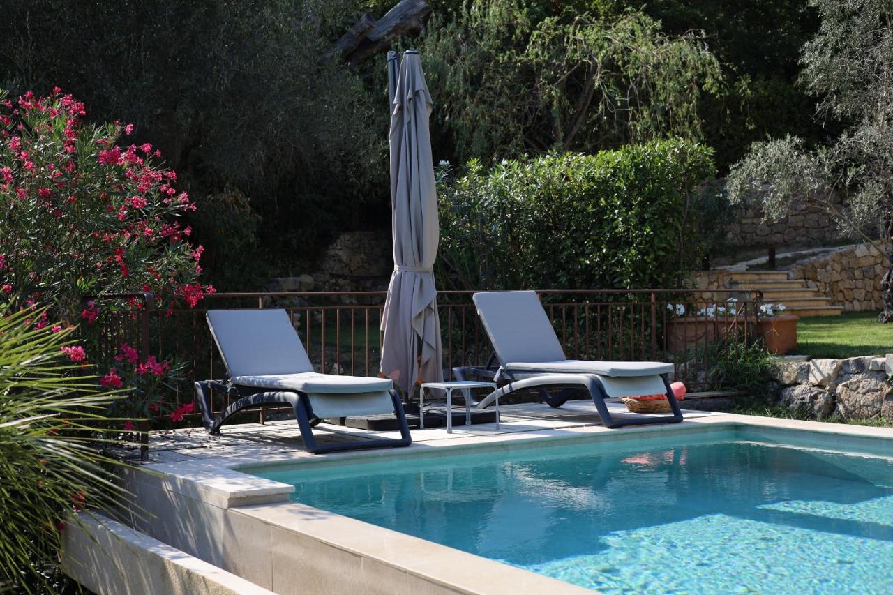 L'Elegante Bastide En Pierre Avec Vue Sur Le Vieux Village De Μουζέν Εξωτερικό φωτογραφία