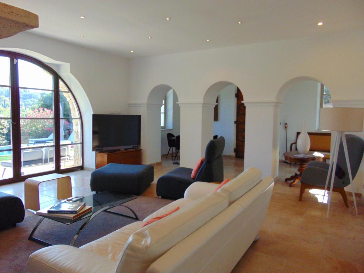 L'Elegante Bastide En Pierre Avec Vue Sur Le Vieux Village De Μουζέν Εξωτερικό φωτογραφία